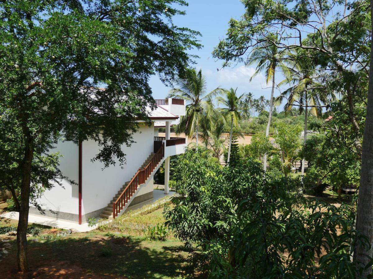 ไฮดะเวย์ ลอดจ์ Villa แทนกาลเล ภายนอก รูปภาพ