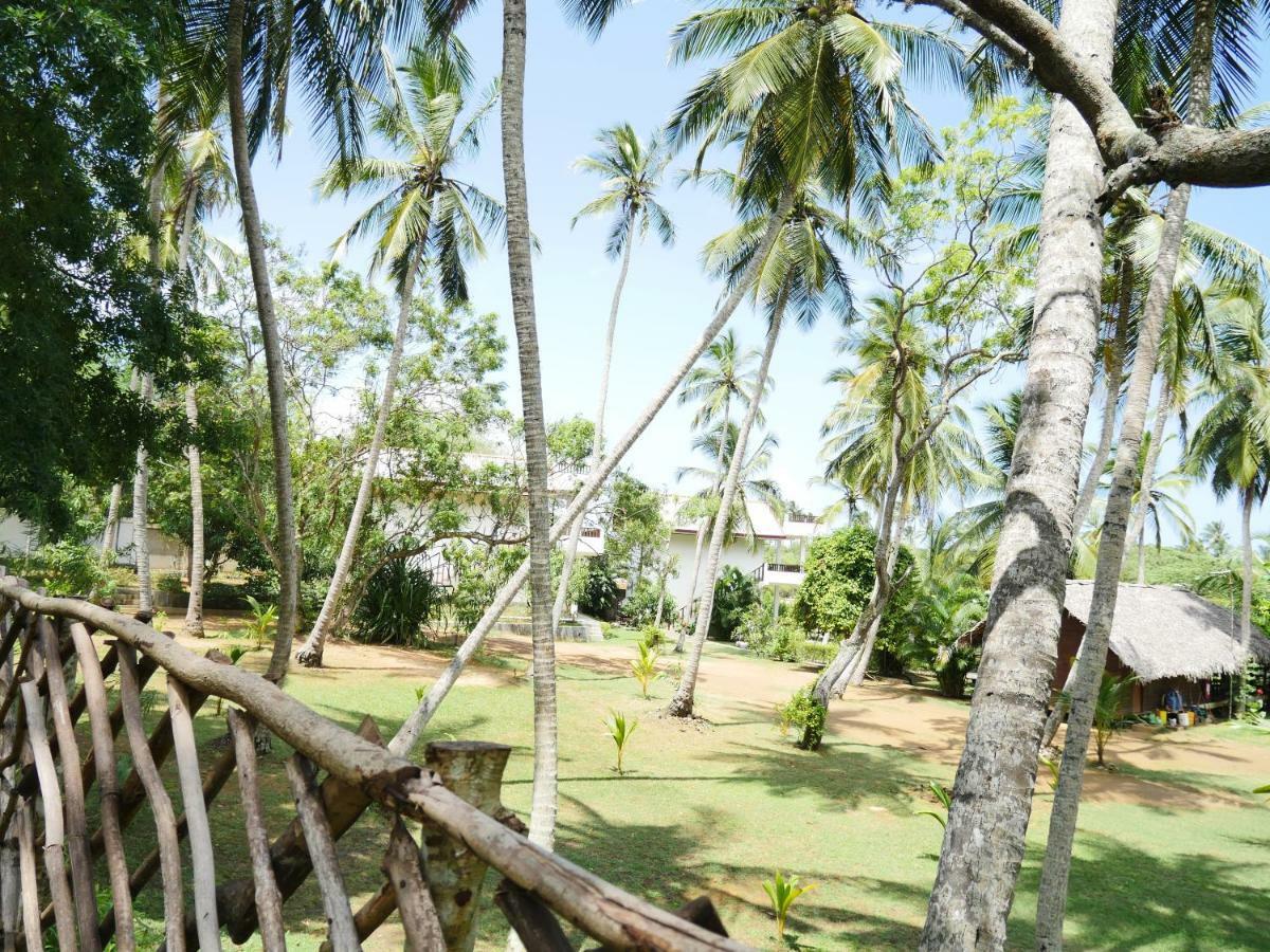 ไฮดะเวย์ ลอดจ์ Villa แทนกาลเล ภายนอก รูปภาพ